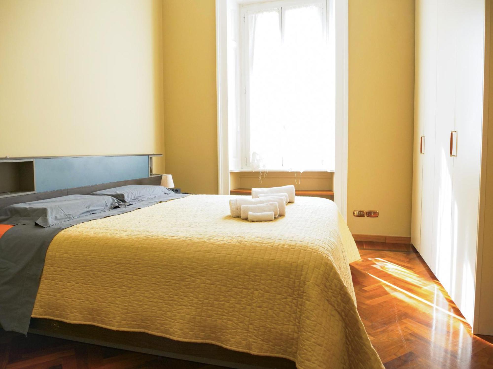 Wonderful Downtown Apartment-Hd Netflix, King-Size Bed, Two Minutes' Walk From Metro Milaan Buitenkant foto